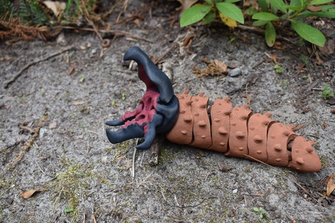 mafsallı graboid titreme Sanat solucan canavar kum yaratık esnek yabancı 3d print model - Mito3D