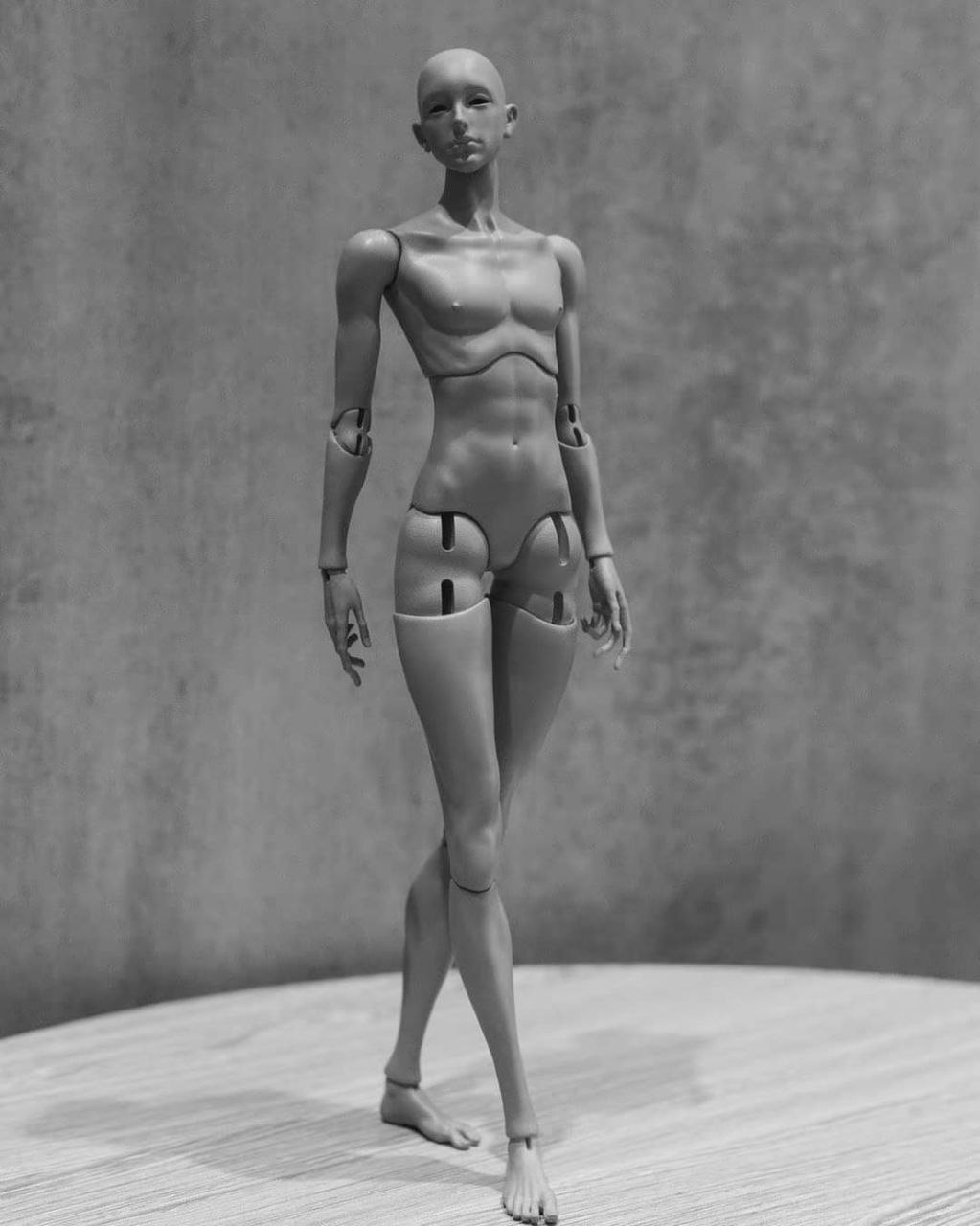 articulated poseable female figure 3D print model - Mito3D