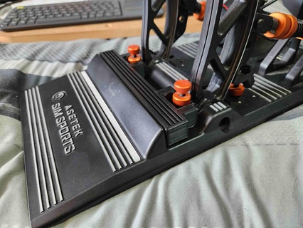 asetek Hacke Spalt Entferner abgewinkelt invicta Radstand Taste montieren Vorderseite 3d print model - Mito3D