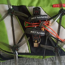 attaché fpv rekon5 drone sac outil 3d print model - Mito3D