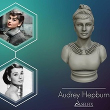 Audrey Hepburn 3d Porträt Modell bereit drucken Skulptur Kunst Statue Frau Mode Königin vergeben Schauspielerin weiblich Kopf Skulpturen 3d print model - Mito3D