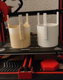 automatisch Geflügel Feeder Werkzeuge Leistung liefern Hähnchen Verteiler 3d print model - Mito3D