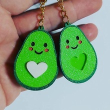 avocado key ring jewelry keychain love valentin saint day lovers gift 3d print model - Mito3D