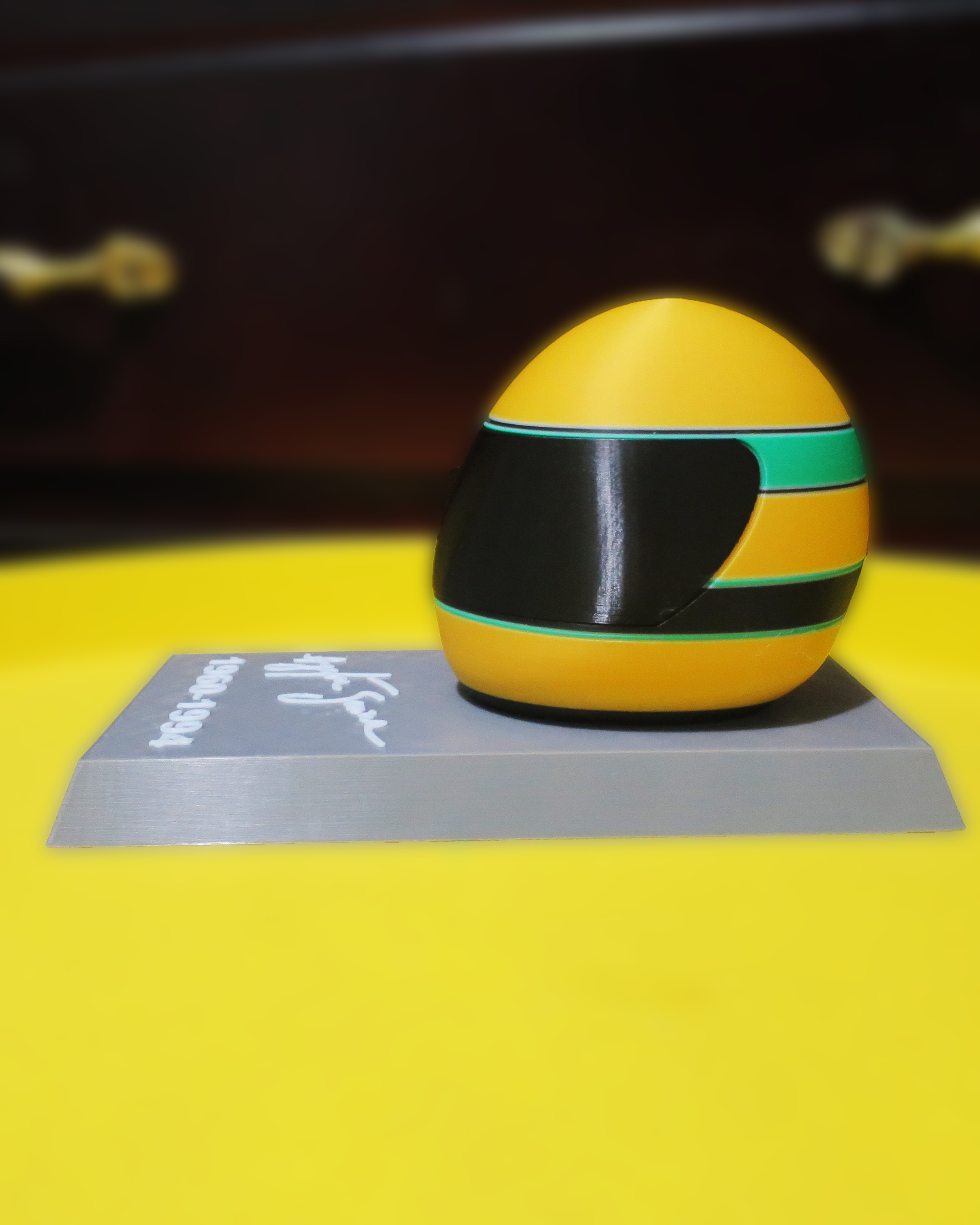 ayrton senna helmet base no brackets needed art formula one f1 brazil mclaren williams da silva 3D print model - Mito3D