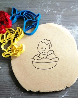 Baby Bad Plätzchen Cutter + Gliederung Ankündigung schwanger Backen Teig gestalten Küche backen Kekse Fondant Bento 3d print model - Mito3D