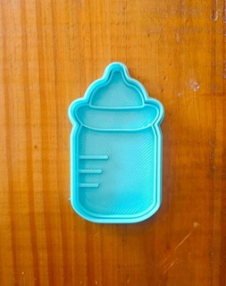 bebek şişe duş kurabiye biberon meme kesici kesme 3d print model - Mito3D