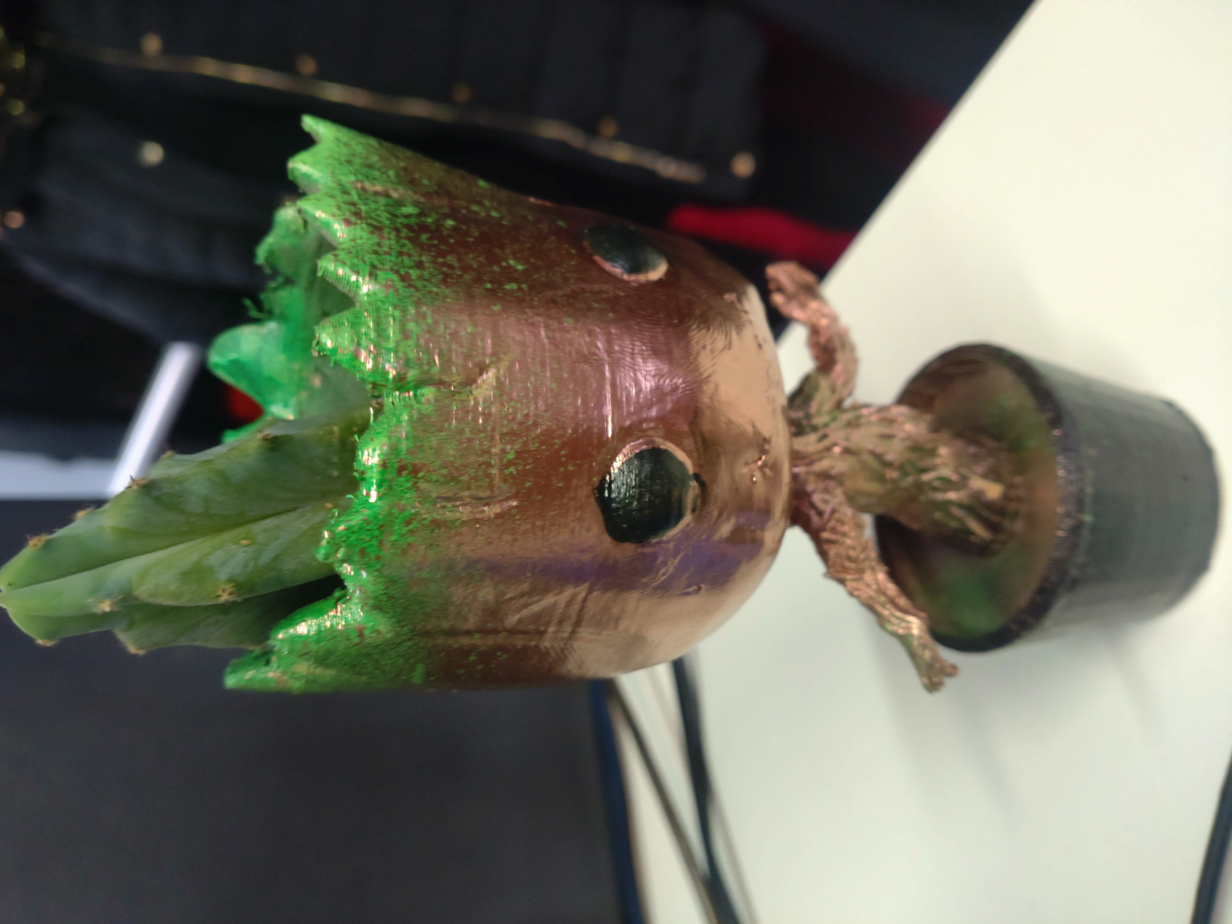 bébé Groot fleur pot 3D print model - Mito3D
