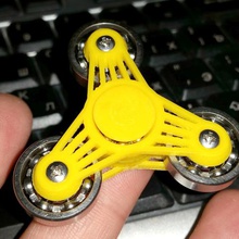 baby spinner gioco 3d print model - Mito3D