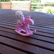 bacule cheval sylvanian playmobil petits malins jeu à bascule gars intelligent jouet 3d print model - Mito3D