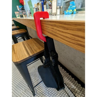 sac cintre café cafétéria restaurant Ménage 3d print model - Mito3D