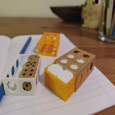 balanced dice + case 3d print model - Mito3D