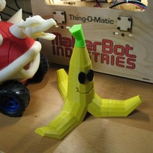 buccia di banana vari in vetrina frutta openscad raceway snapfit giocattolo 3d print model - Mito3D