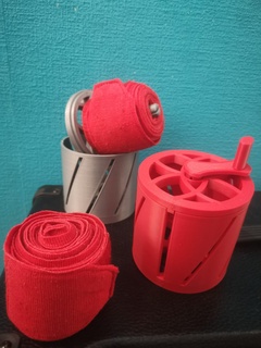bandages buddy - boxing wrap roller kickboxing roll scooter winder 3d print model - Mito3D