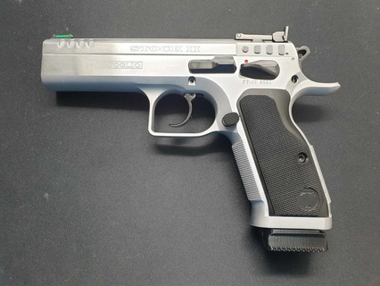 basepad cz tanfoglio pistole rivista 3d print model - Mito3D