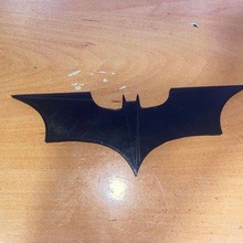 batarang artilugio decoracion superhéroe batman murcielago 3d print model - Mito3D