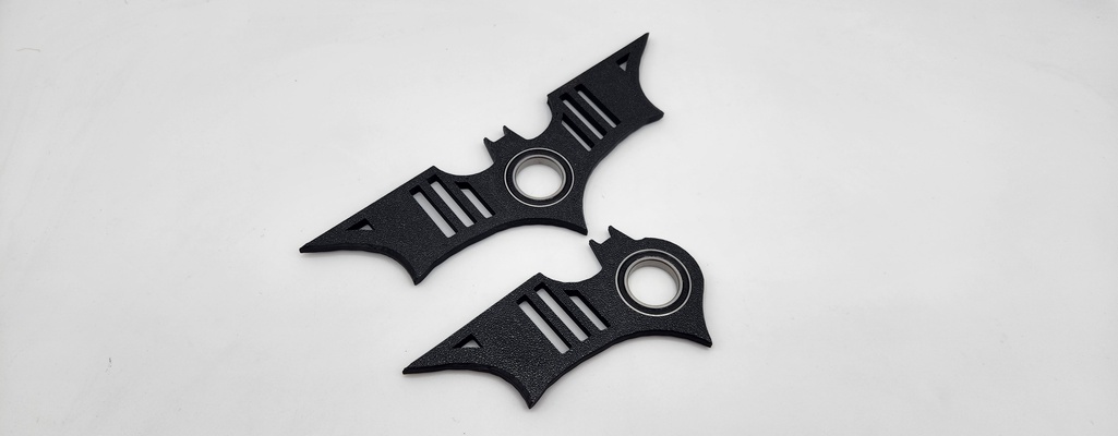 batarang chiavi casa gioco batman agitarsi keyrambit 3d print model - Mito3D