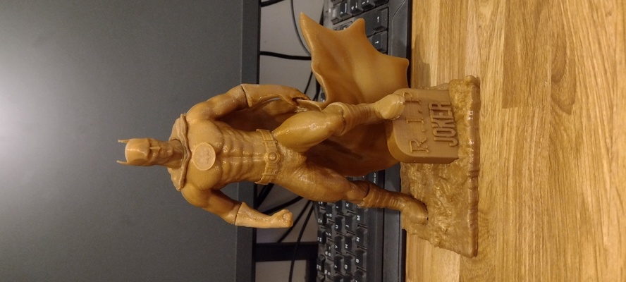 batman arte bufón dc historietas coleccionable escultura figura muñeco juguete superh hueva 3d print model - Mito3D