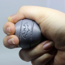 Batman arkham Fumo bomba mano gadget Conservazione pellet 3d print model - Mito3D