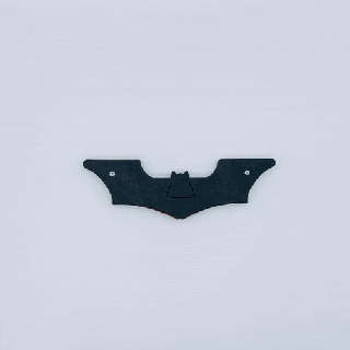 Batman Batarang Messer Spielzeug Spaß Kunst Flip Frühling Klinge 3d print model - Mito3D