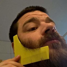 beard shaping tool home beards comb bathroom 3d print model - Mito3D