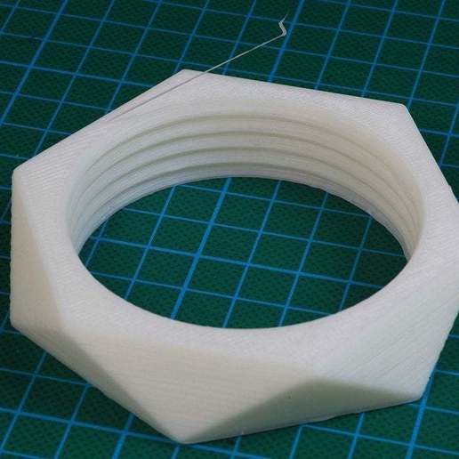 schöne chunky Armband verschiedene bangle Schraube parametric ornament openscad Mutter jewerly - 3D print model - Mito3D