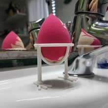 beauty blender holder women's day idea fashion support bathroom makeup 3d print model - Mito3D