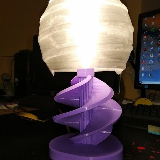 lámpara de mesa - la mesita herramienta pantalla bombilla el dormitorio sala diy e14 iluminación aligeramiento los dispositivos luz luminaria La impresión en 3d 3D print model - Mito3D