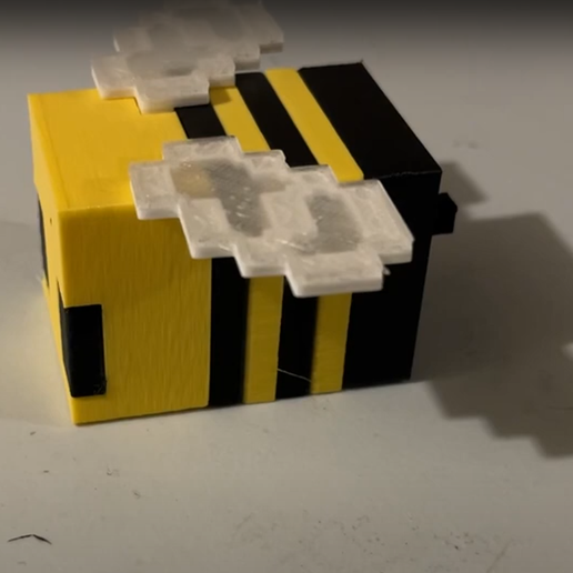 bee minecraft 3D print model - Mito3D