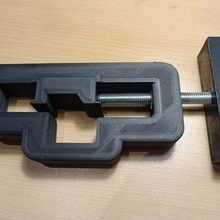 muscoloso remixare glock21 stampa glock 21 aumento de morsa vista attrezzo sport_outdoors 3d print model - Mito3D