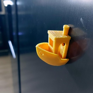 benchy - fridge magnet 3dbenchy boat cute decor decoration half indoor kitchen magnetic sea t85 tarjei85 water deco home 3d print model - Mito3D