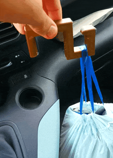 berlingo bag hook opel peugeot citroen fiat toyota rifter 3D print model - Mito3D