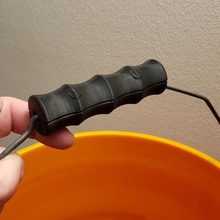 better bucket handle grip tool 3d print model - Mito3D