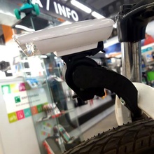 vélo titulaire lumière poignée 3d print model - Mito3D