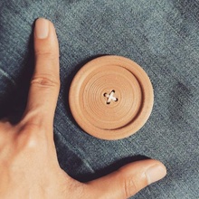 gros boutons bouton couture vêtements 3d print model - Mito3D