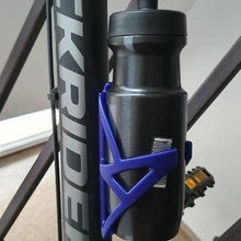 bicicleta botella soporte v2 herramienta útil estante Arte artilugio 3d print model - Mito3D
