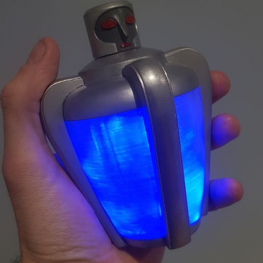 Bioshock Plasmid Flasche 3D print model - Mito3D