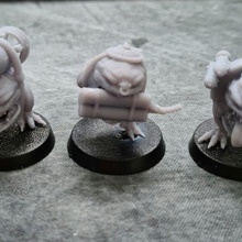 bipède orc animal compagnie bombes ork 40k marteau guerre squig bombe 3d print model - Mito3D