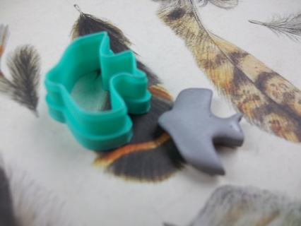bird 1 polymer clay cutter art 3d print model - Mito3D
