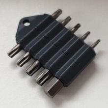bit tutucu 10 65 mm alanı mıknatıslar bölünmüş halka delik ev biraz anahtar halkası Anahtarlık manyetik organizasyon Organizatör 3d print model - Mito3D