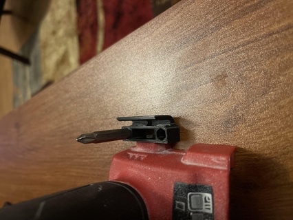 bit holder m18 screw gun tool milwaukee drill 3d print model - Mito3D