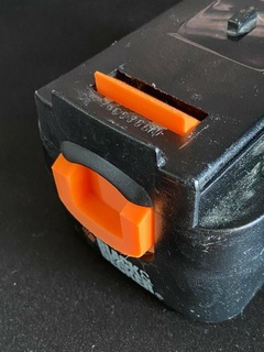 negro decker a1718 batería acortar partes 3d print model - Mito3D