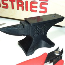 blacksmiths anvil tool 3d print model - Mito3D