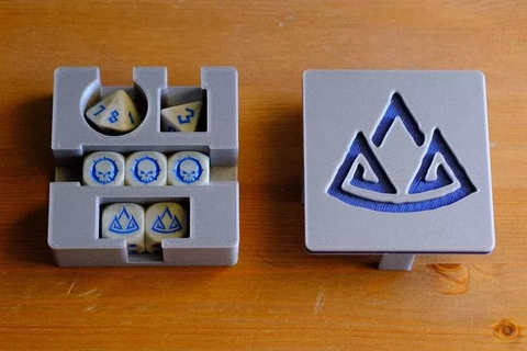 blood bowl magnetized dice box dwarf faction Game blood bowl dwarf fantasy football  3d print model - Mito3D