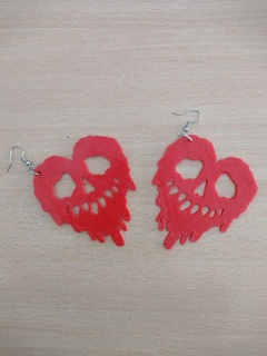 bloody skull heart earring melting blood 3d print model - Mito3D