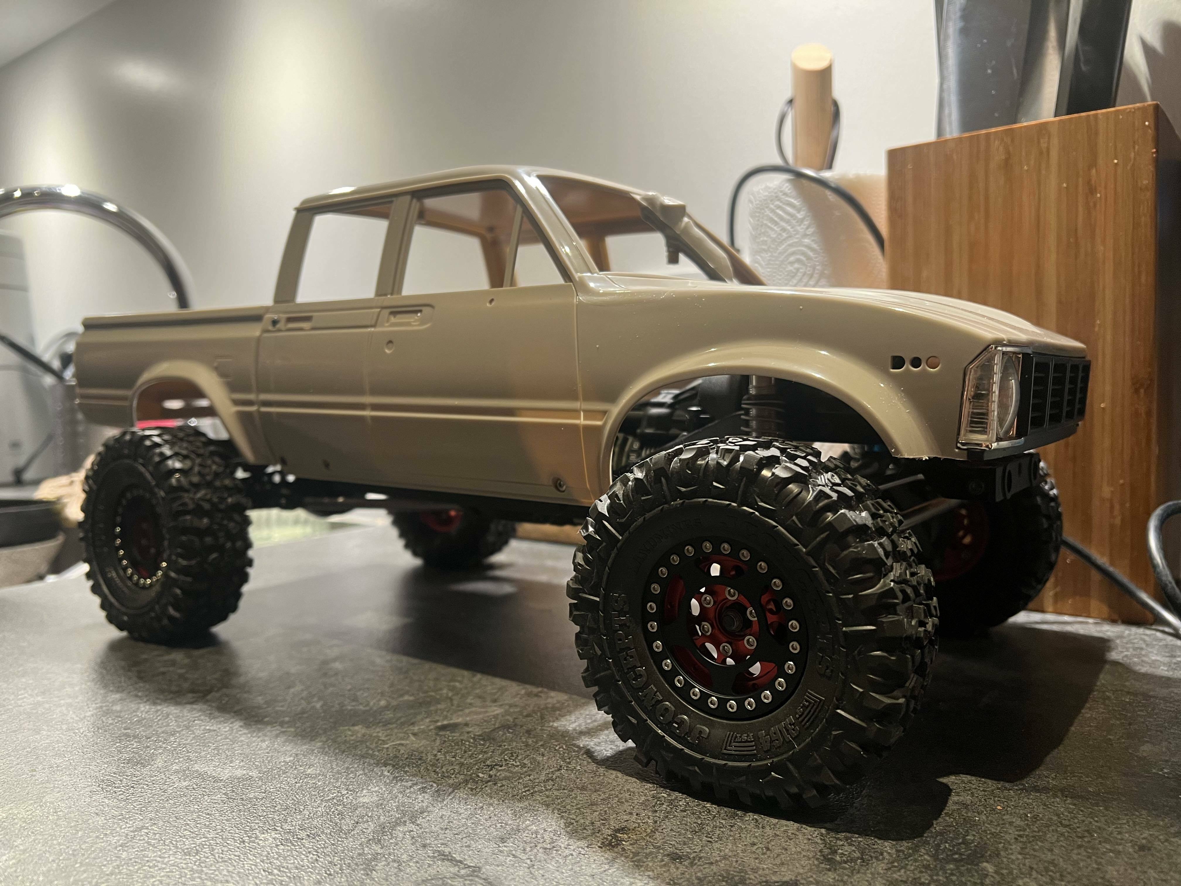 Körper montieren besiegen vs4 10 rc4wd Hügel 4 Tür Hilux 3D print model - Mito3D