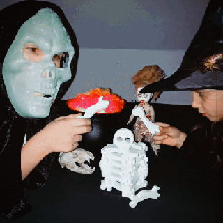bone tower Game halloween game skill family skull skeleton 3d print model - Mito3D