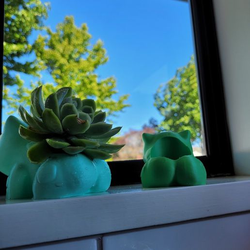 botínsaur Arte botín bulbasaur culo parachoque gracioso jardín regalo verde casa cocina planta maceta plantador pokemon florero 3D print model - Mito3D