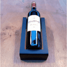 botella soporte vino mesa 3d print model - Mito3D