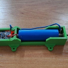 caja 18650 batería cargando 3d print model - Mito3D