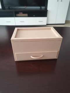 Kutu göğüs takı 3d print model - Mito3D